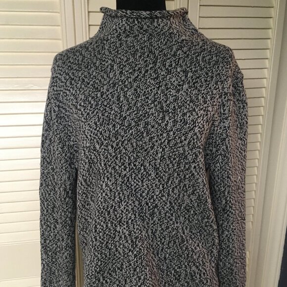 J. Crew black & white size small sweater - Picture 4 of 6
